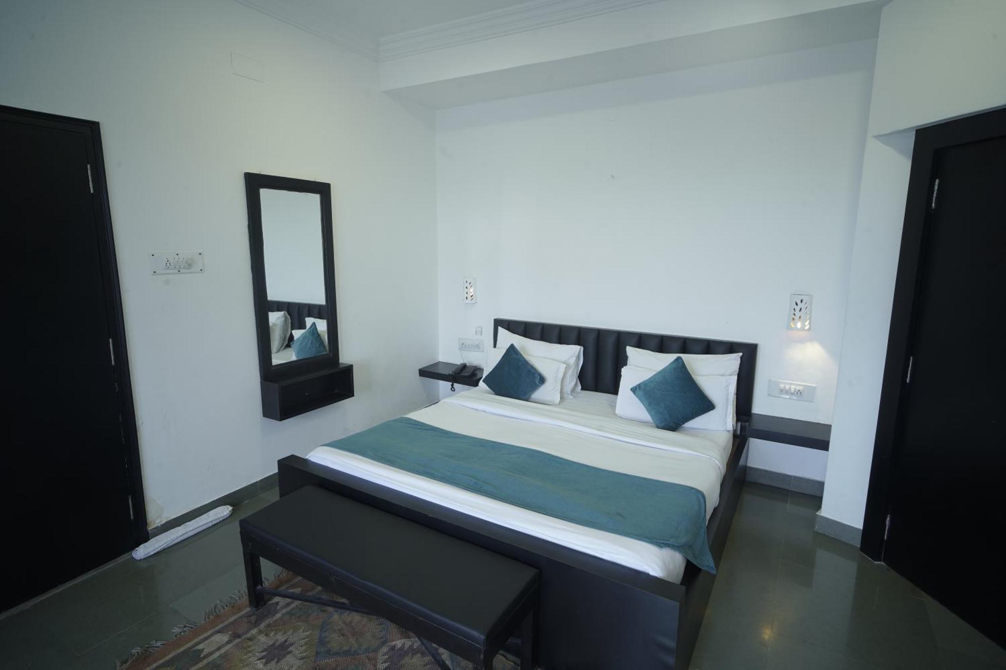 Hotel Banjara Retreat Udaipur Exterior photo