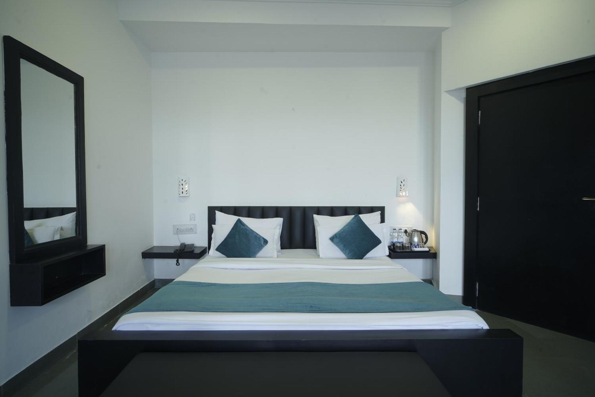 Hotel Banjara Retreat Udaipur Exterior photo