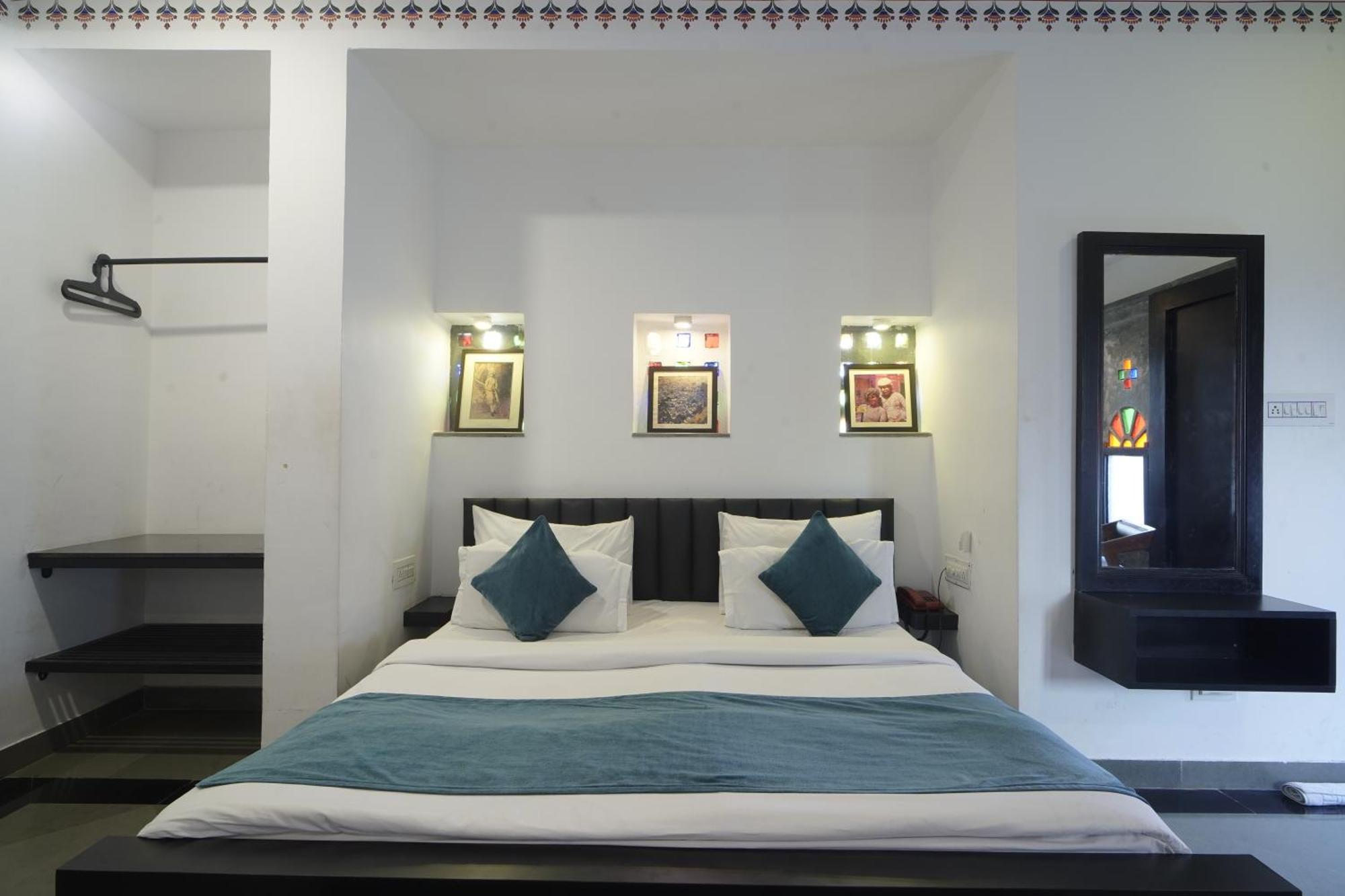 Hotel Banjara Retreat Udaipur Exterior photo